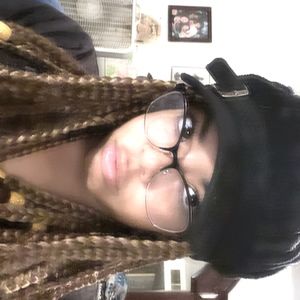 Meet your Posher, Tamera